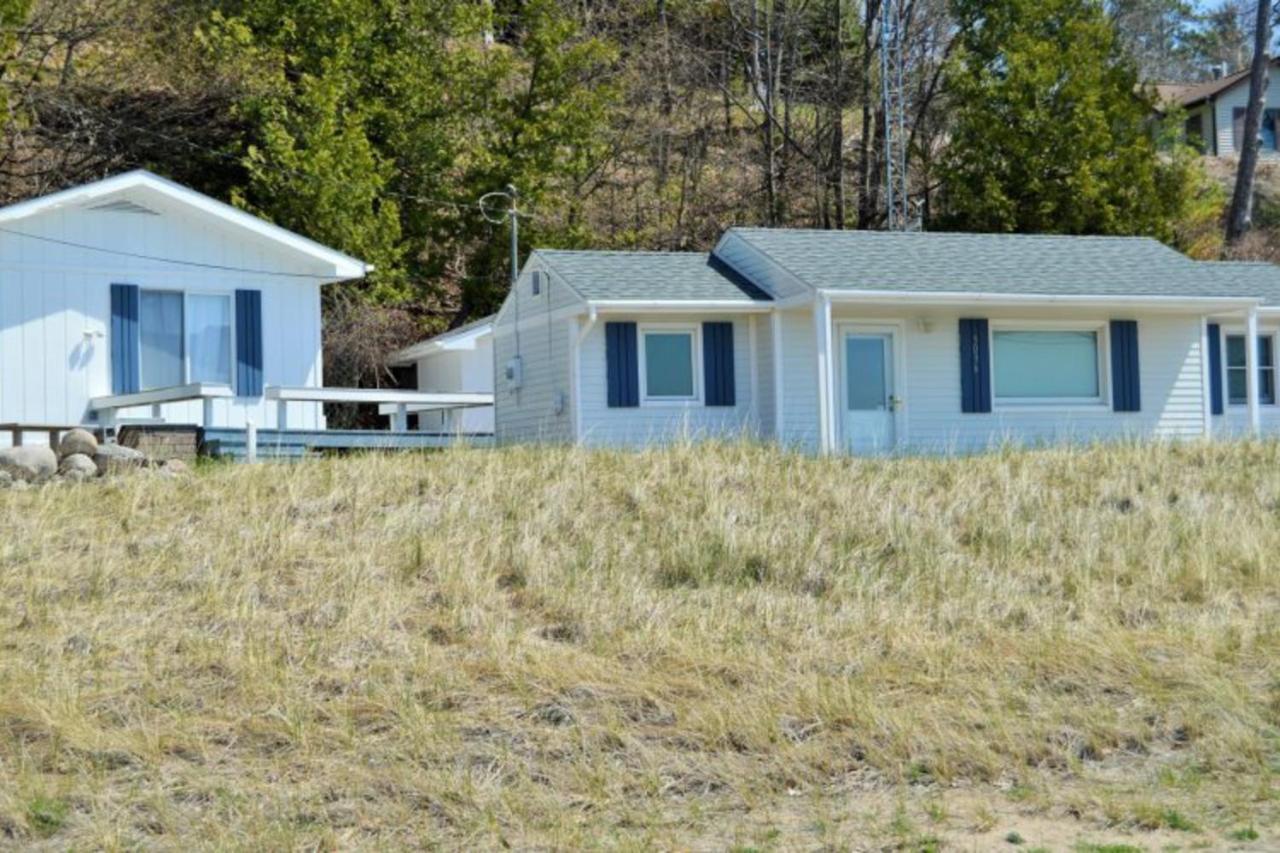 Dune Grass Shores Beulah Exterior photo