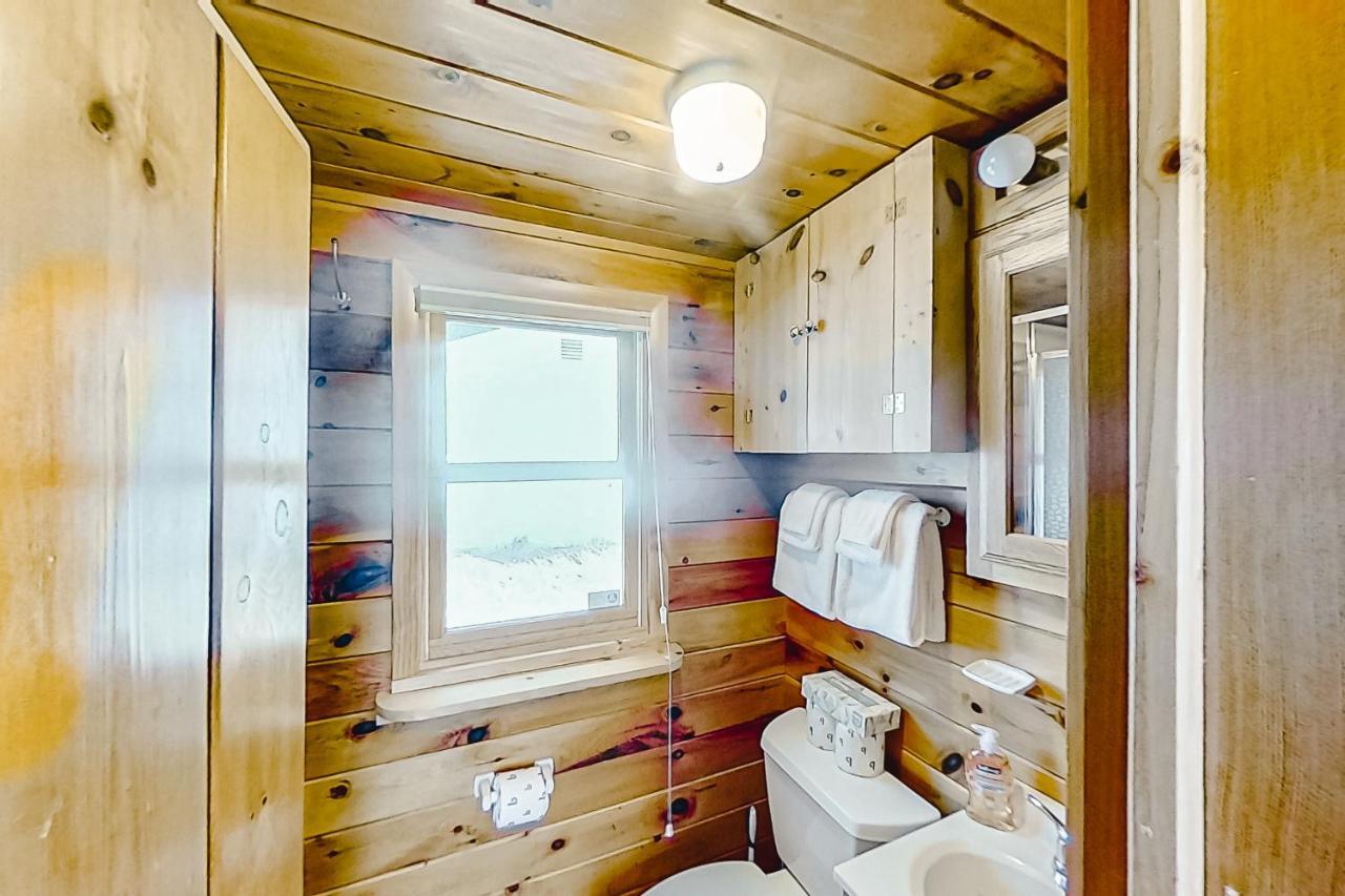 Dune Grass Shores Beulah Exterior photo