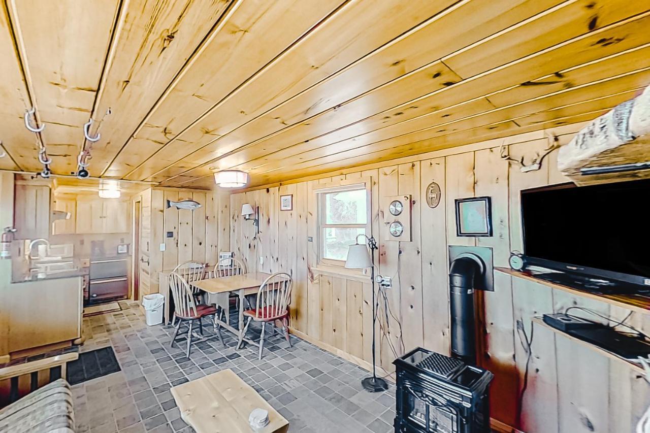 Dune Grass Shores Beulah Exterior photo